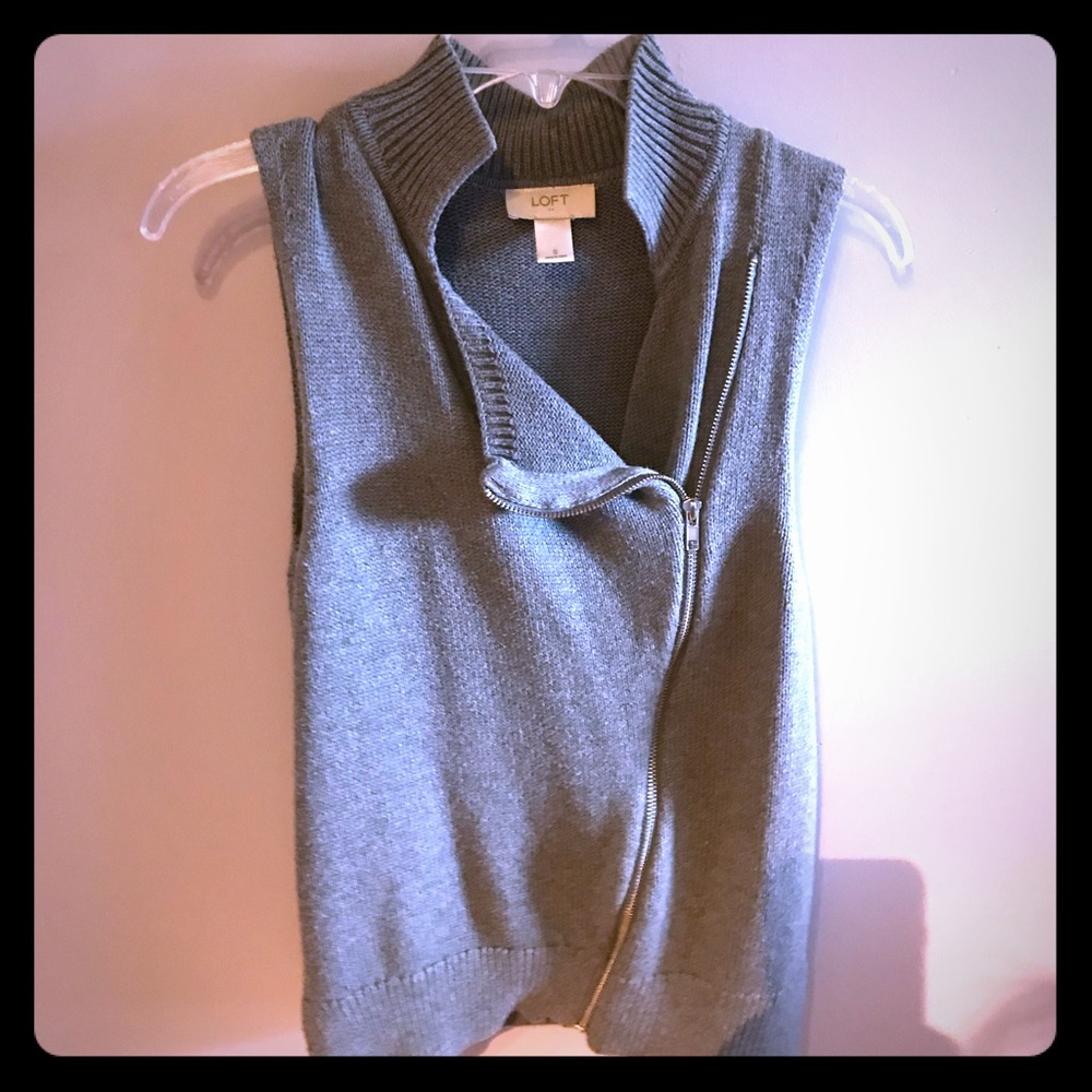 Sweater vest